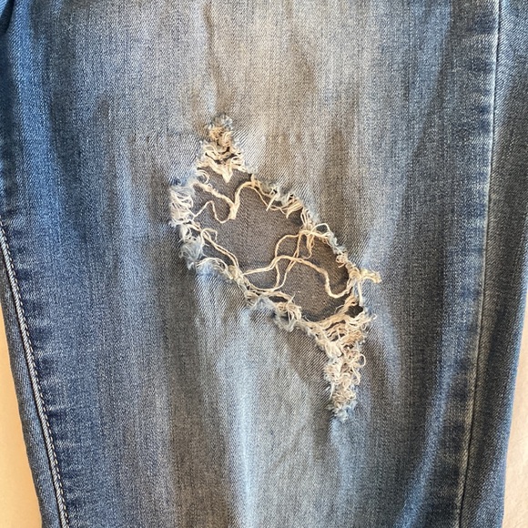 KanCan mid / high rise distressed raw hem skinny medium wash Size 31 - Picture 12 of 16